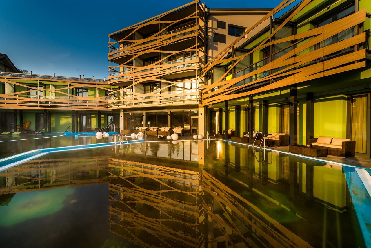 Hotel Galeria Thermal Bešeňová Eksteriør billede