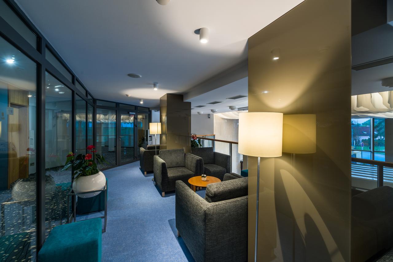 Hotel Galeria Thermal Bešeňová Eksteriør billede