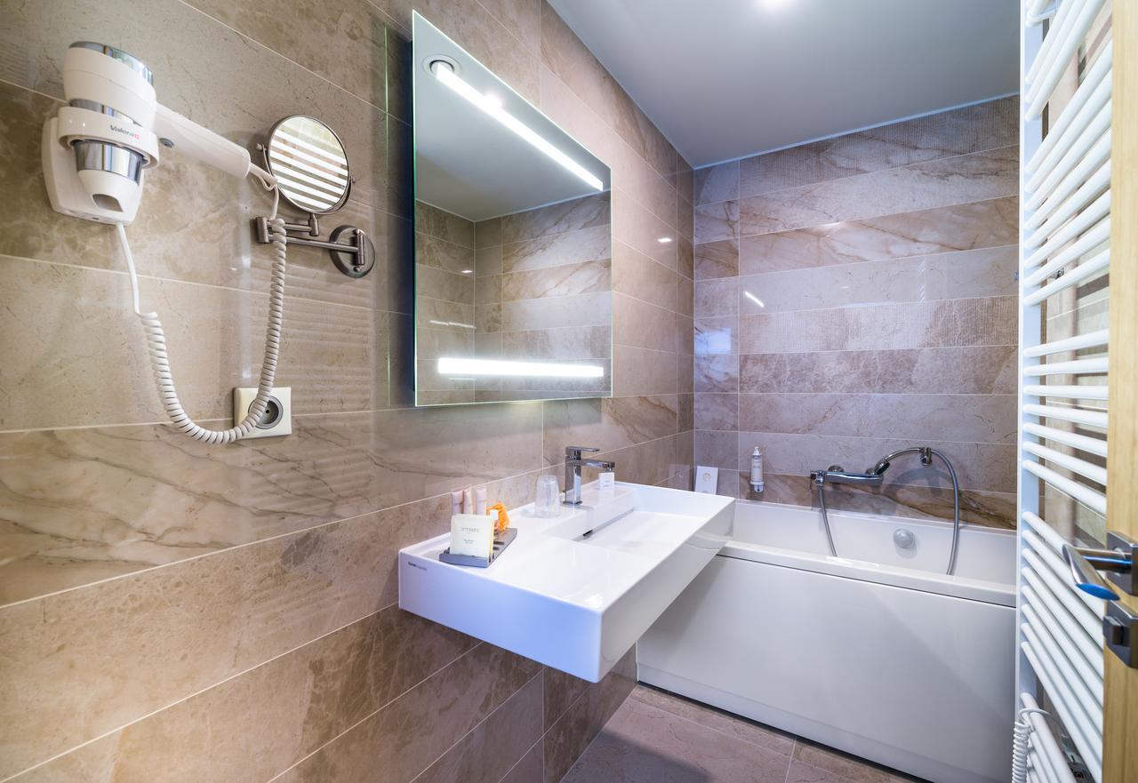 Hotel Galeria Thermal Bešeňová Eksteriør billede